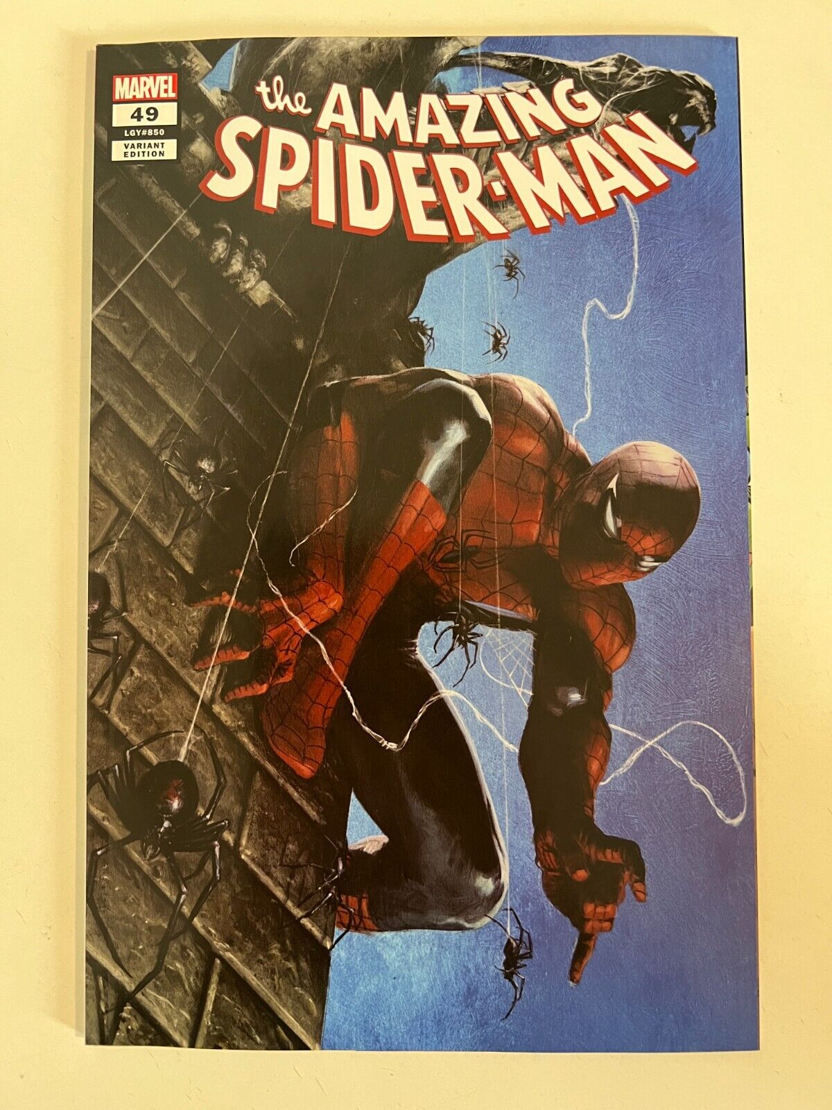 Amazing Spider-Man #49 Gabriele Dell'Otto Trade Dress Variant